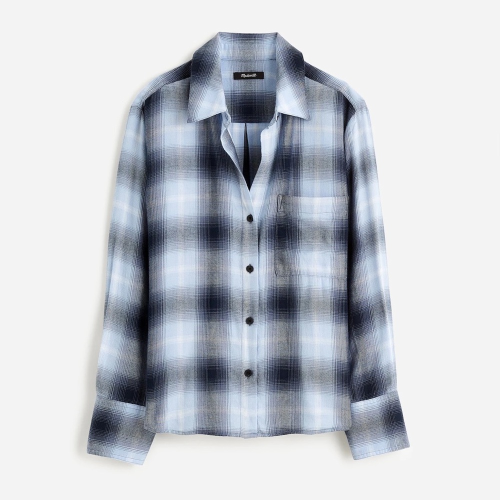 New with tags Madewell easy y-neck button-up shirt in deep indigo size S